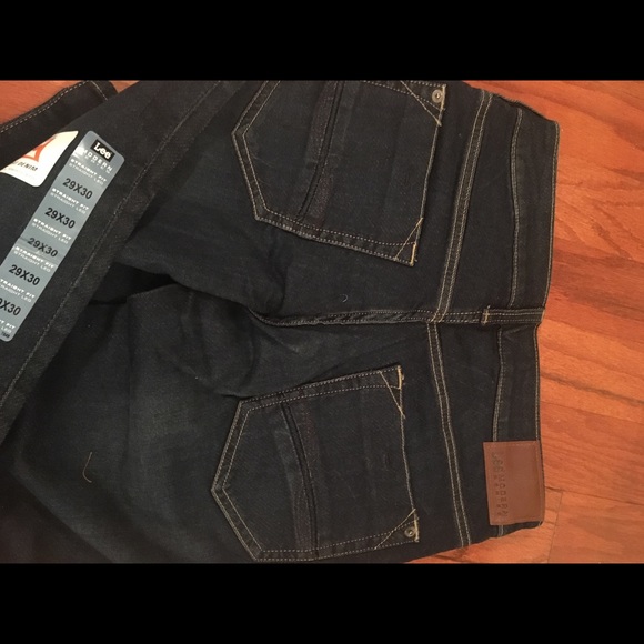 NOT AVAILABLE - Picture 4 of 4